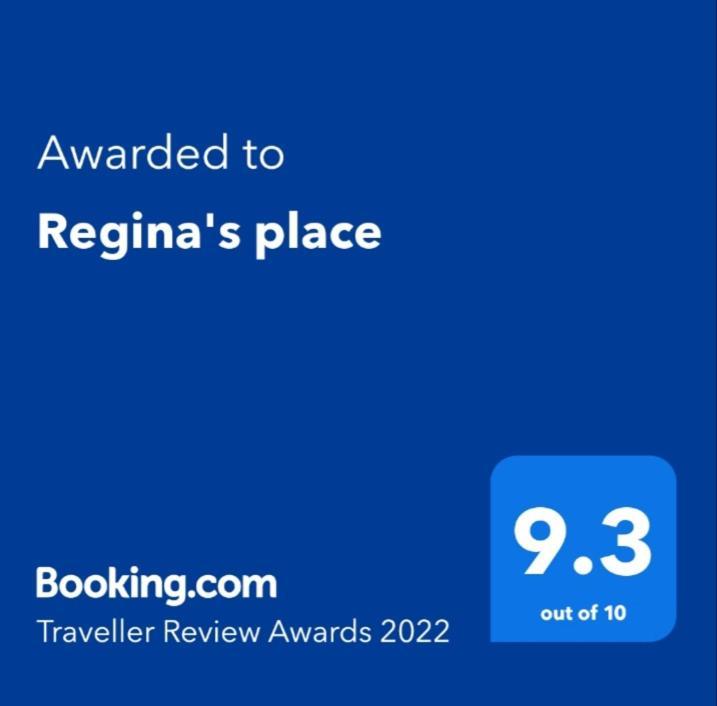 Regina'S Place Or Akiva Buitenkant foto